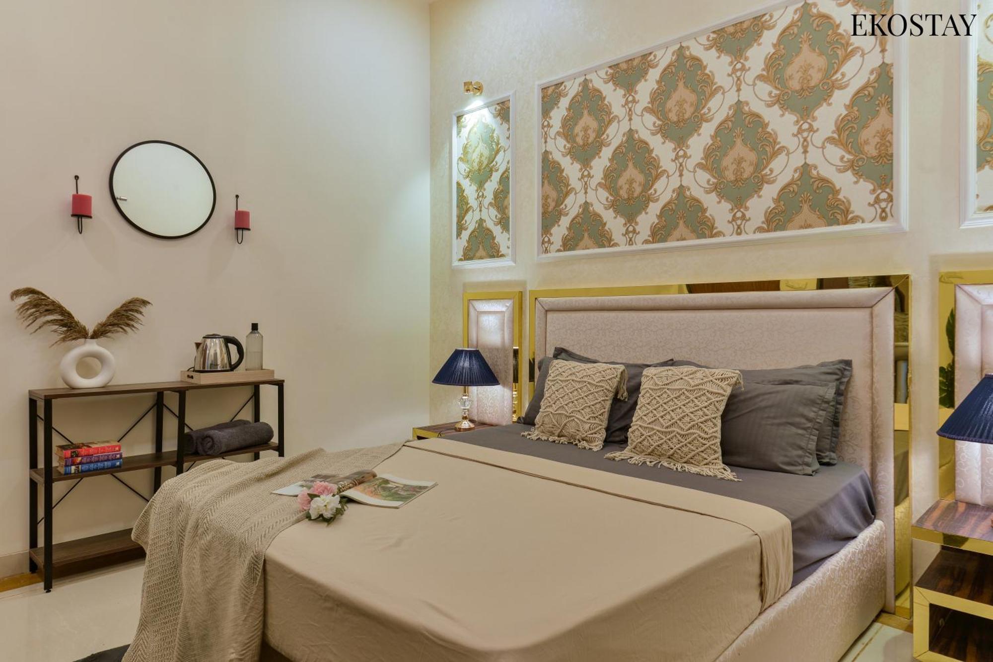 Eko Stay Gold - Gatsby Villa Lonavala Bagian luar foto
