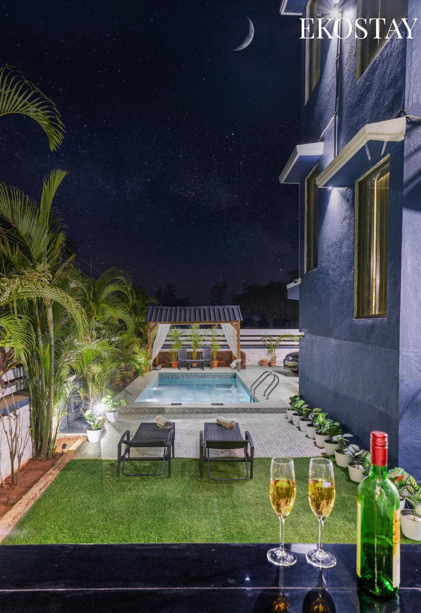 Eko Stay Gold - Gatsby Villa Lonavala Bagian luar foto