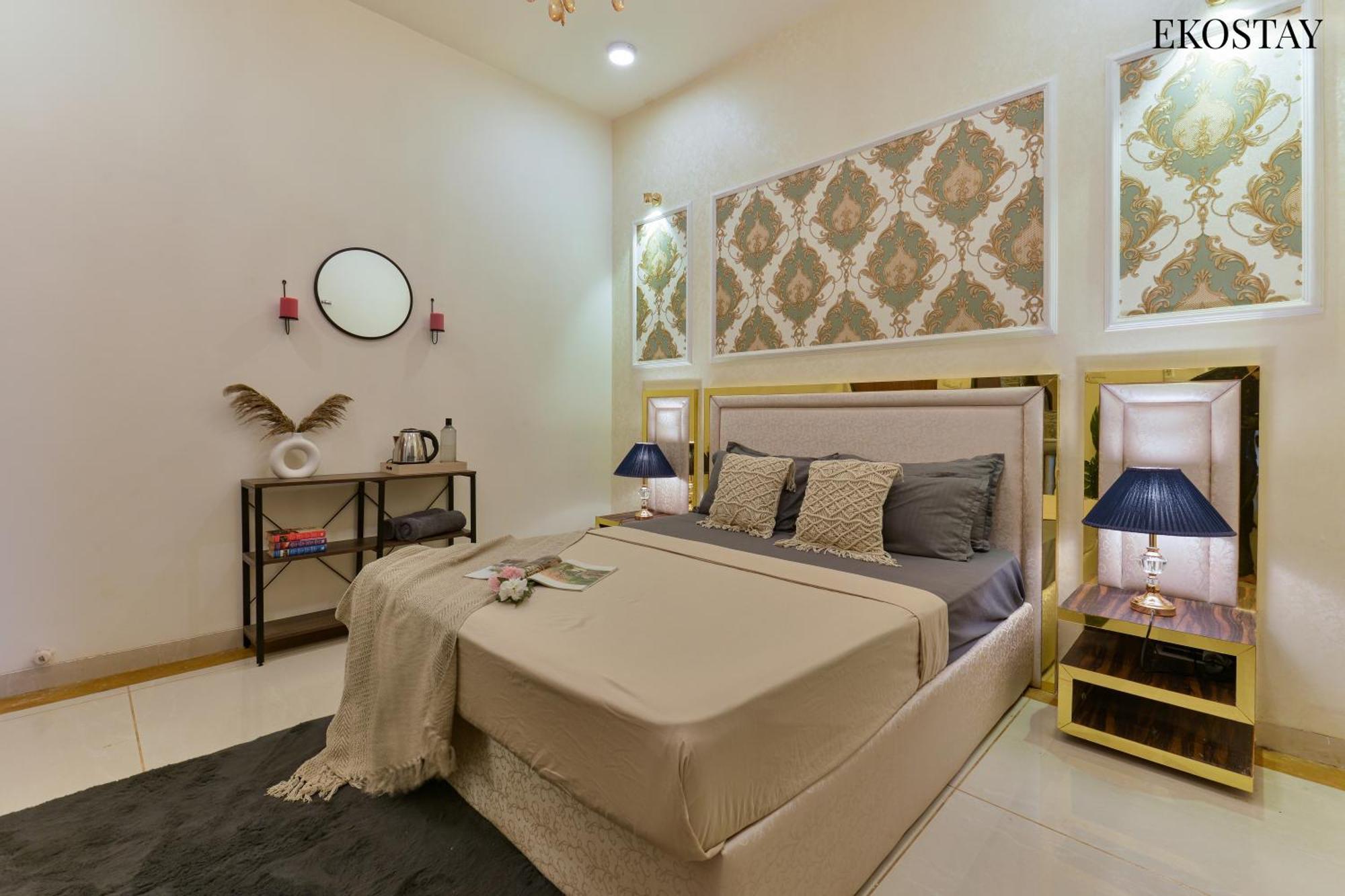 Eko Stay Gold - Gatsby Villa Lonavala Bagian luar foto